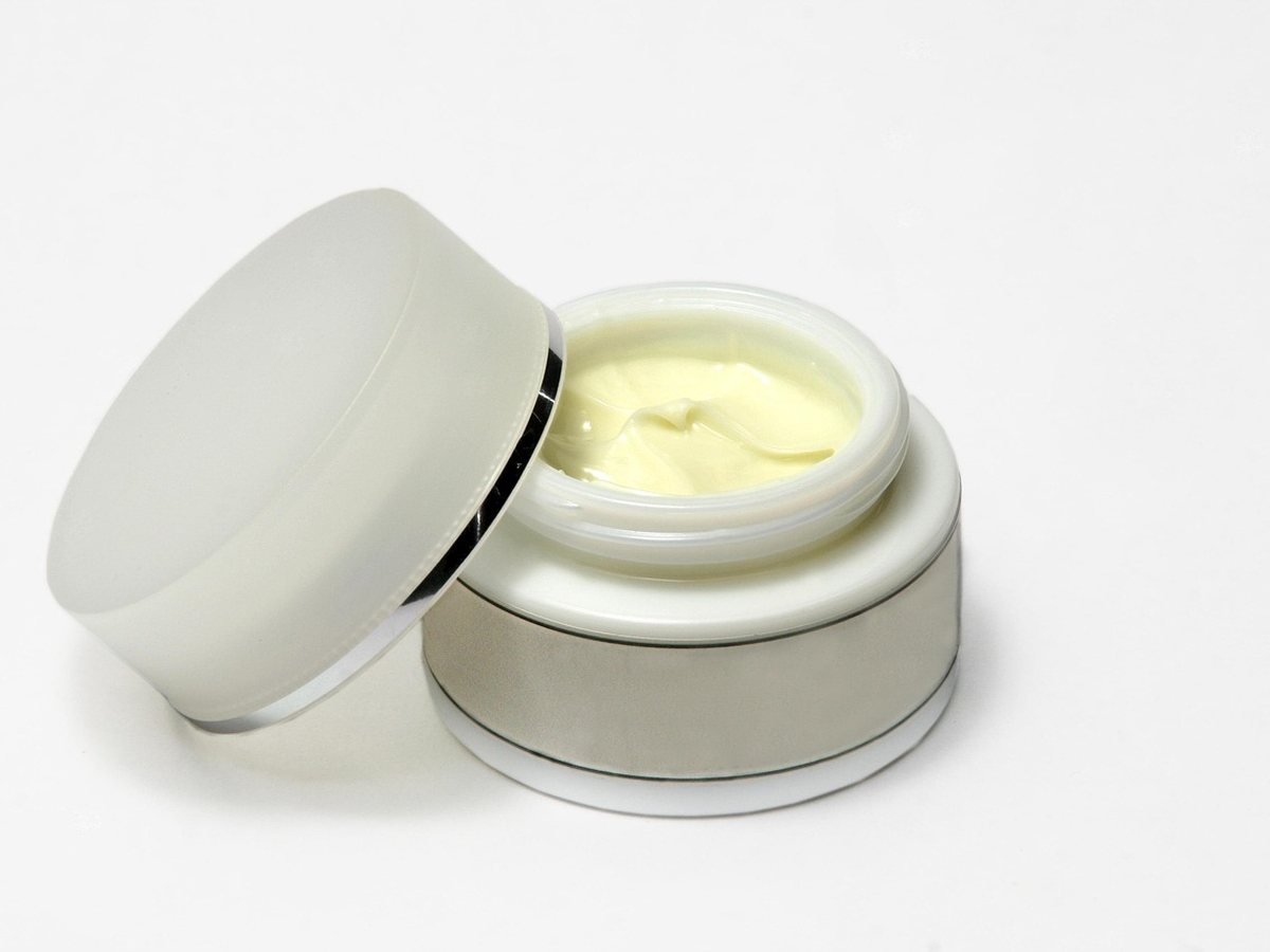 Pot de crème de soin